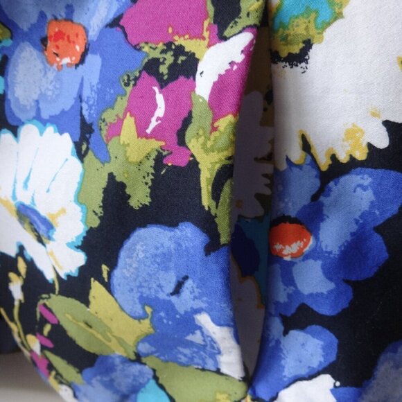 Erin women's jacket size PM, 3/4 sleeve, black with colorful print, 1 hook front - Picture 7 of 12